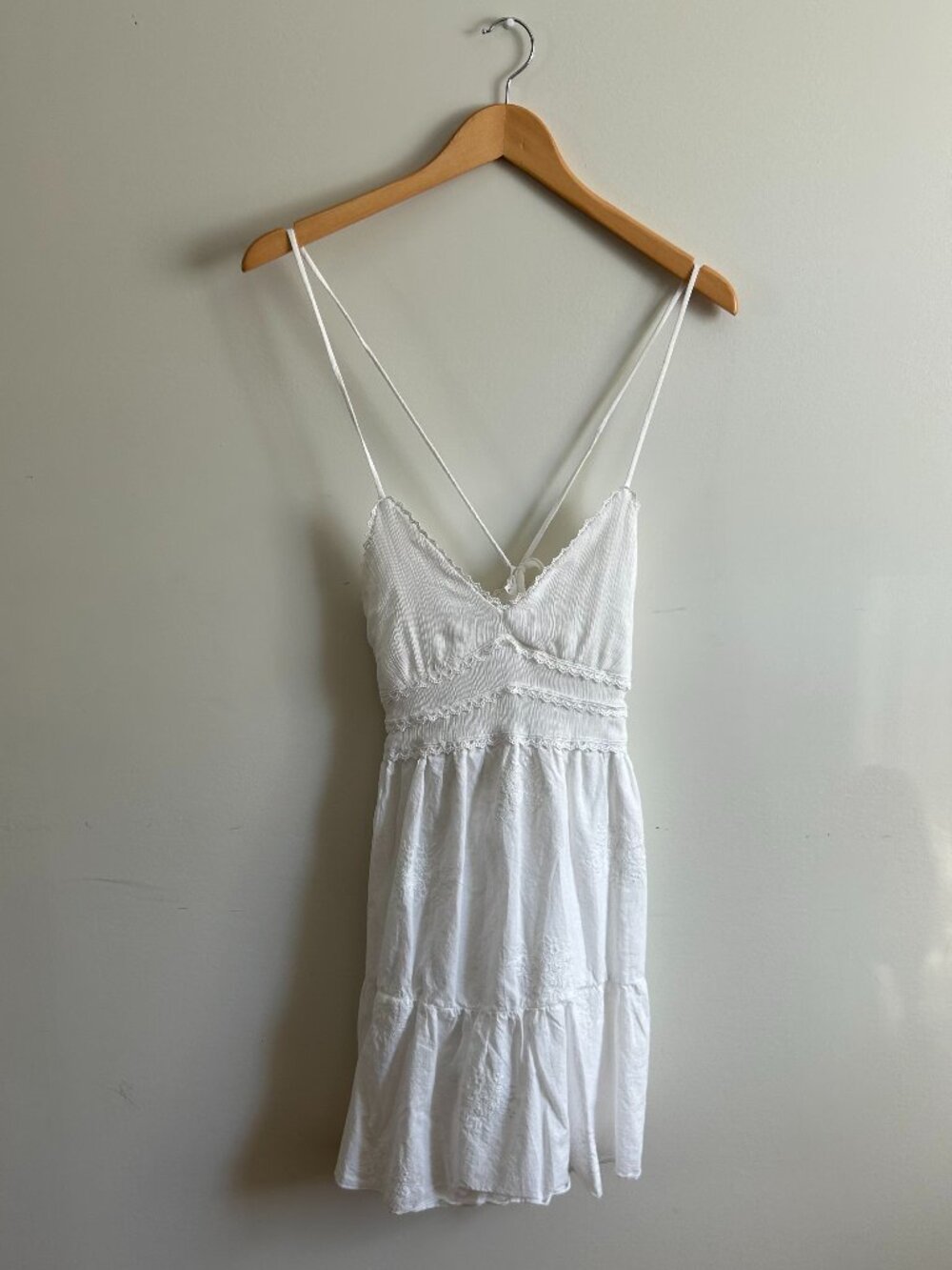Kirious Los Angeles White Flowy Dress